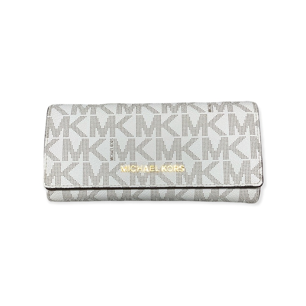 Michael Kors jet set travel wallet